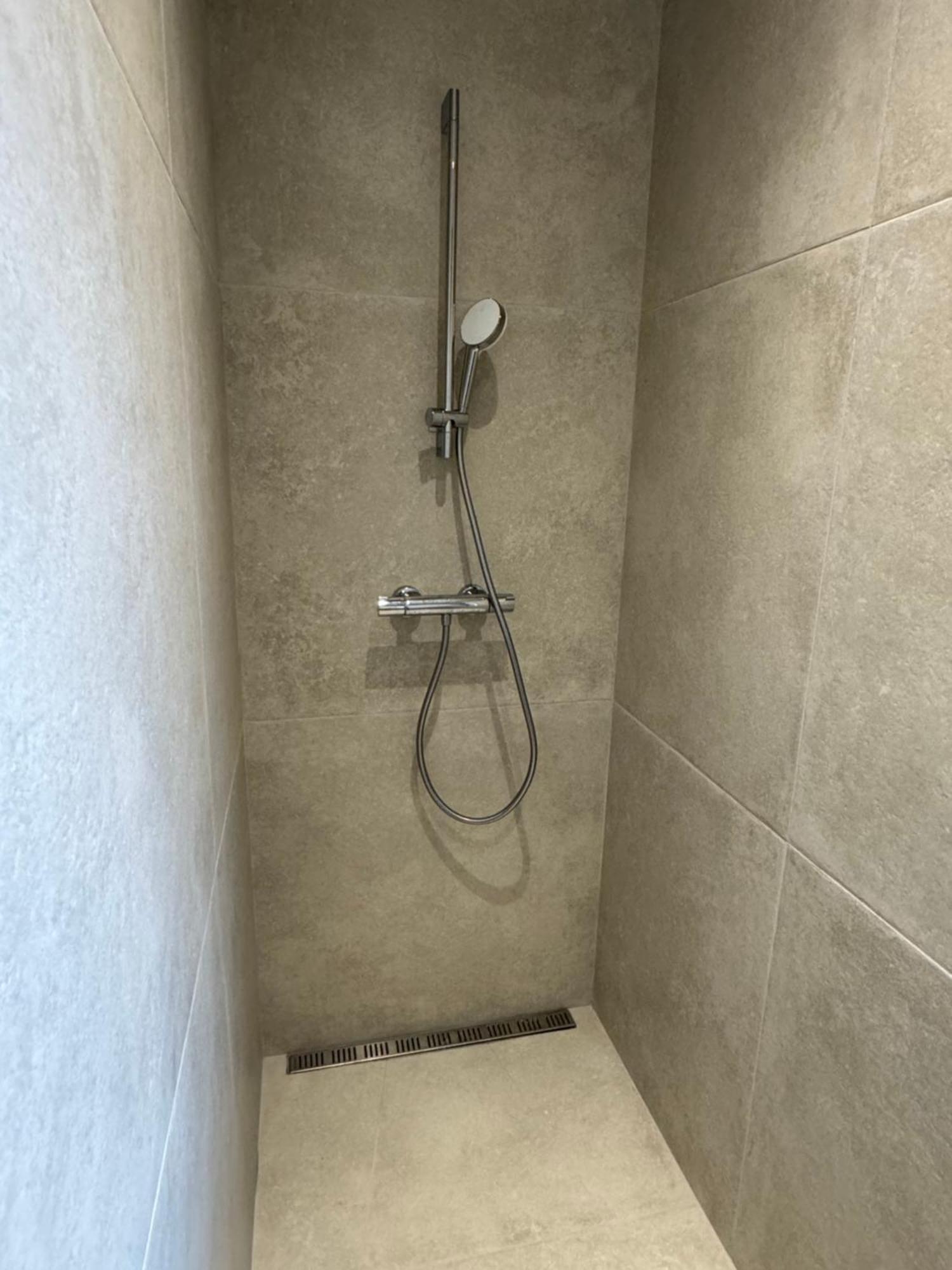 Chambre Privee Climatisee Avec Salle De Bains Partagee-Le Sapin Genay (Rhone) Exterior photo